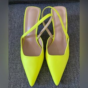 Neon Green Point Toe - 7